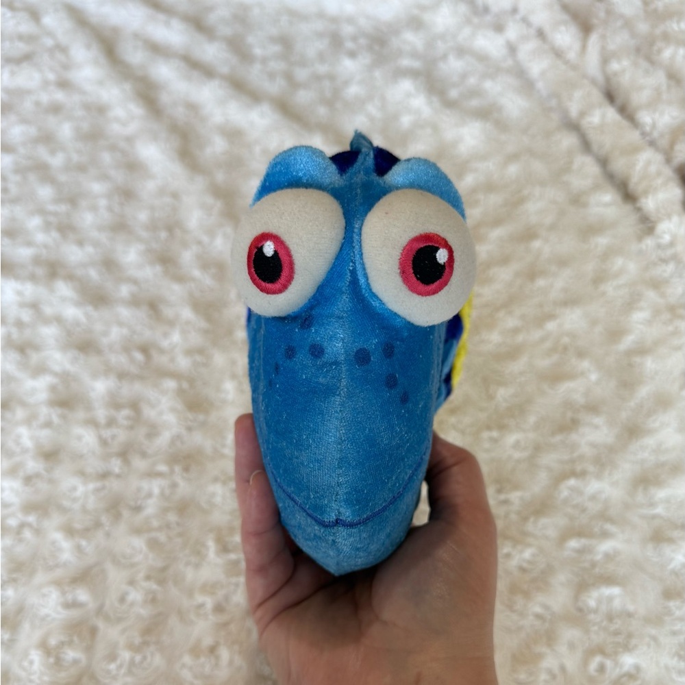 Walt Disney Parks Finding Nemo DORY FISH 10" Plush Stuffed Animal TOY - Picture 3 of 5